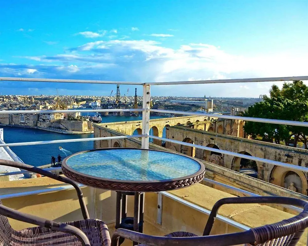 Castille Suites Penthouses Valletta Aparthotel